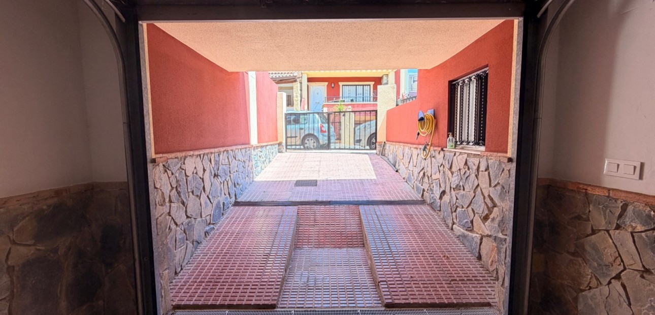 Sale - Townhouse -
Catral - Catral - Town
