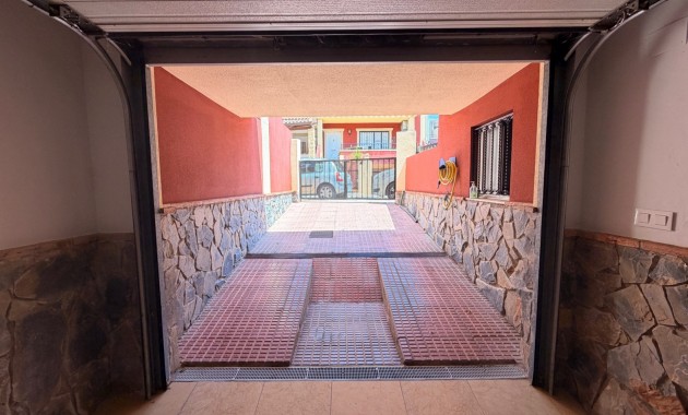 Sale - Townhouse -
Catral - Catral - Town