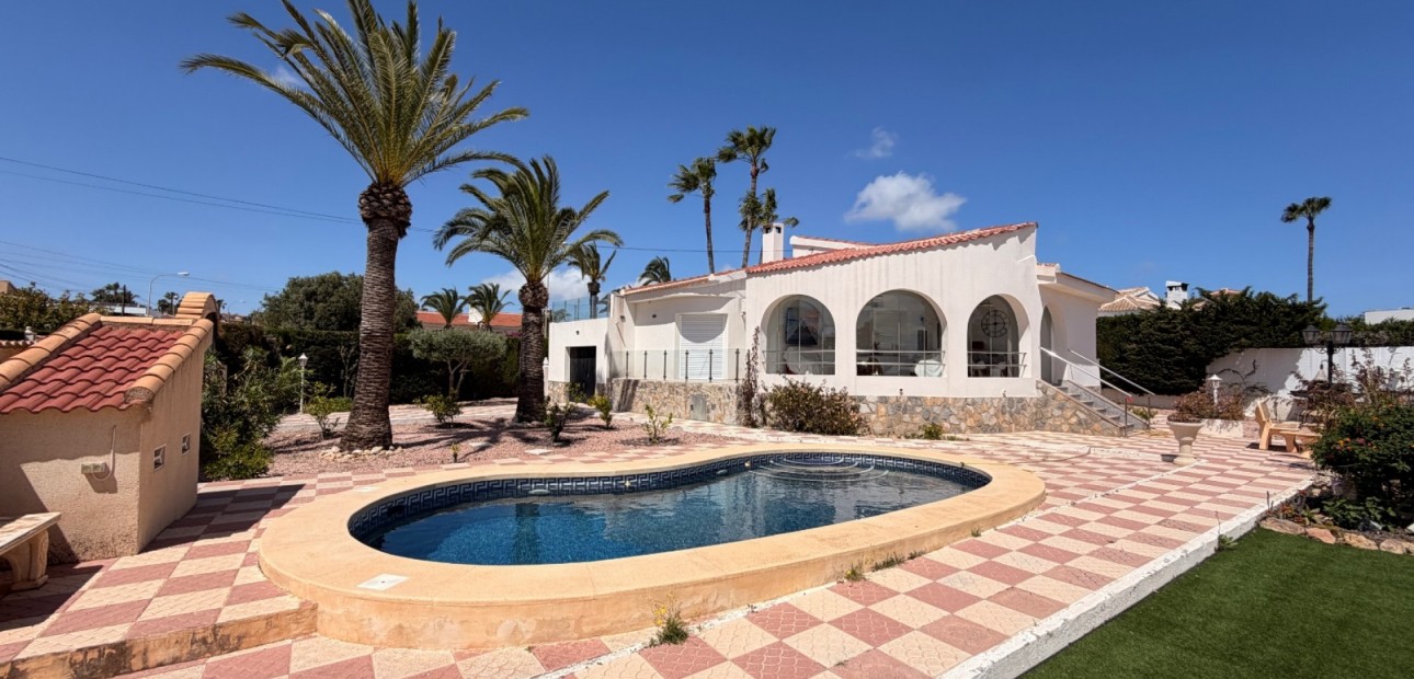 Sale - Detached Villa -
Ciudad Quesada - Ciudad Quesada - Town