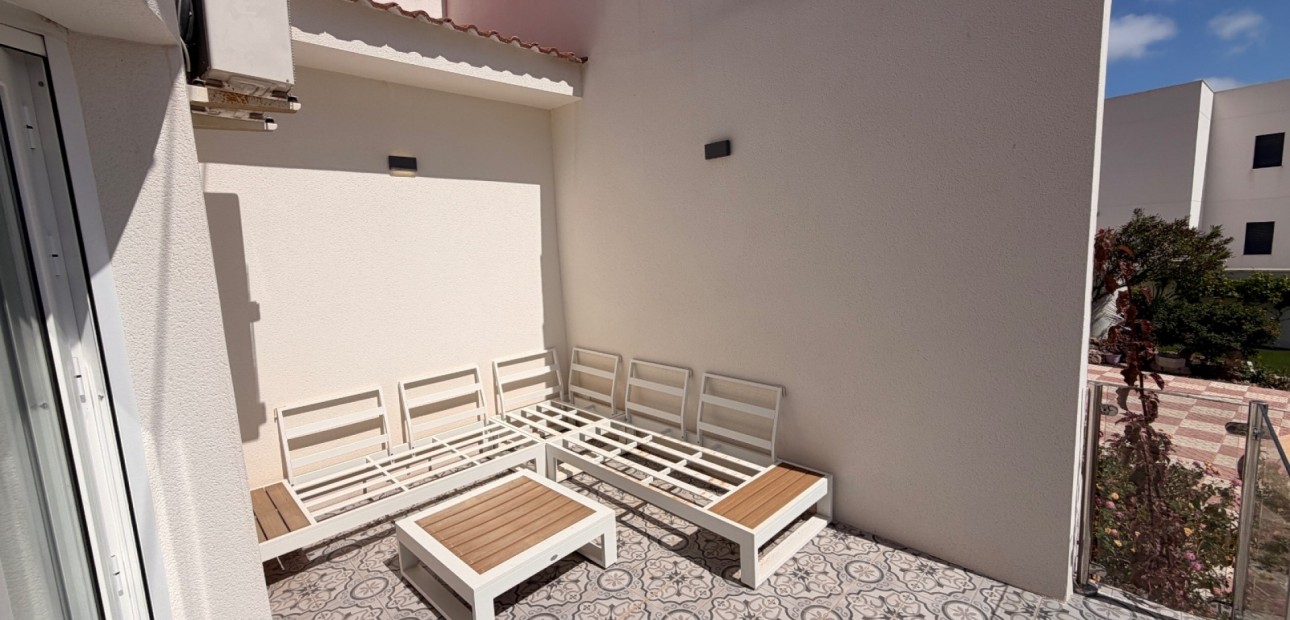 Sale - Detached Villa -
Ciudad Quesada - Ciudad Quesada - Town