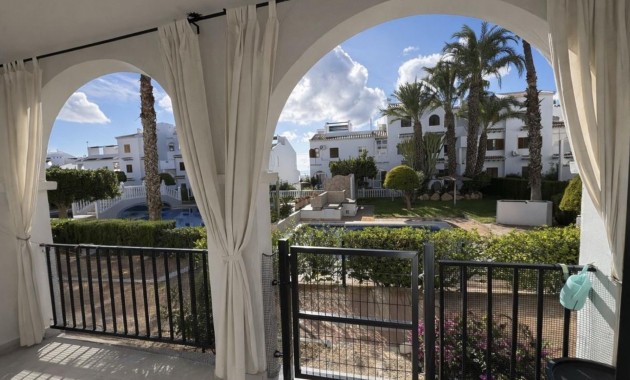 Sale - Townhouse -
Ciudad Quesada - Altos de Quesada
