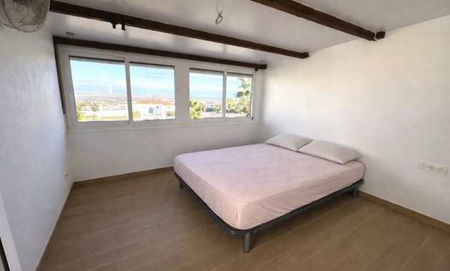 Sale - Townhouse -
Ciudad Quesada - Altos de Quesada