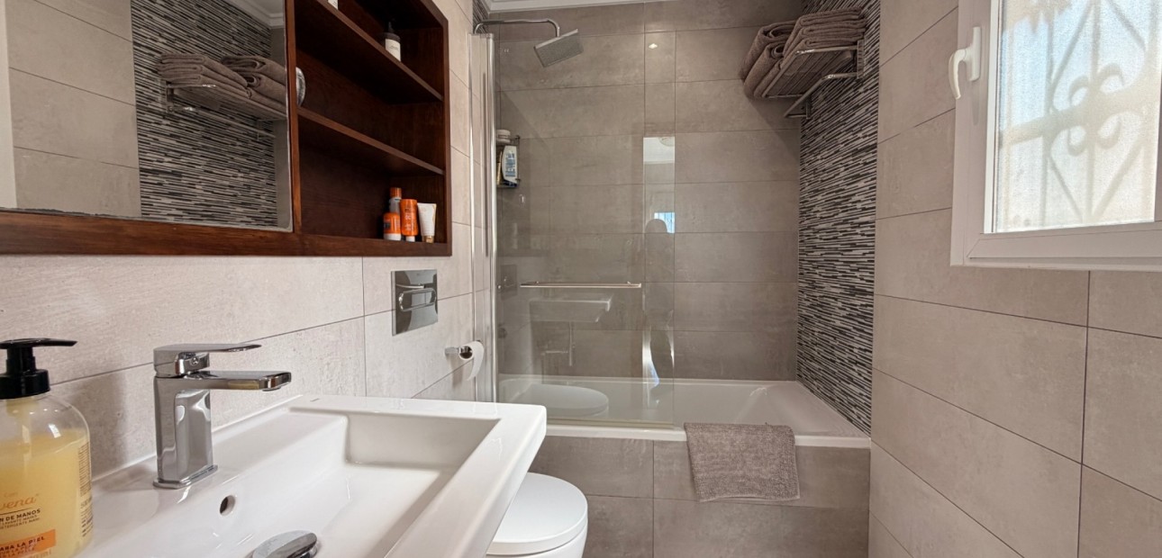 Sale - Quad Villa -
Ciudad Quesada - La Marquesa
