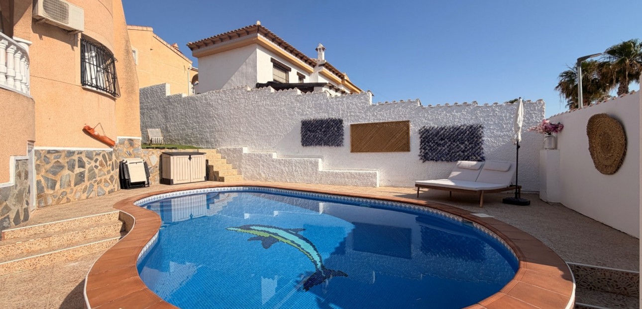 Sale - Detached Villa -
Ciudad Quesada - La Marquesa