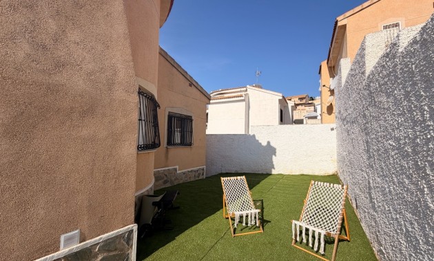 Sale - Detached Villa -
Ciudad Quesada - La Marquesa