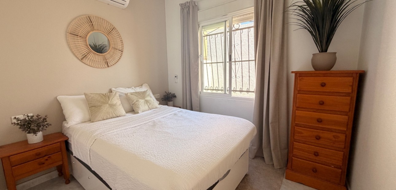 Sale - Detached Villa -
Ciudad Quesada - La Marquesa