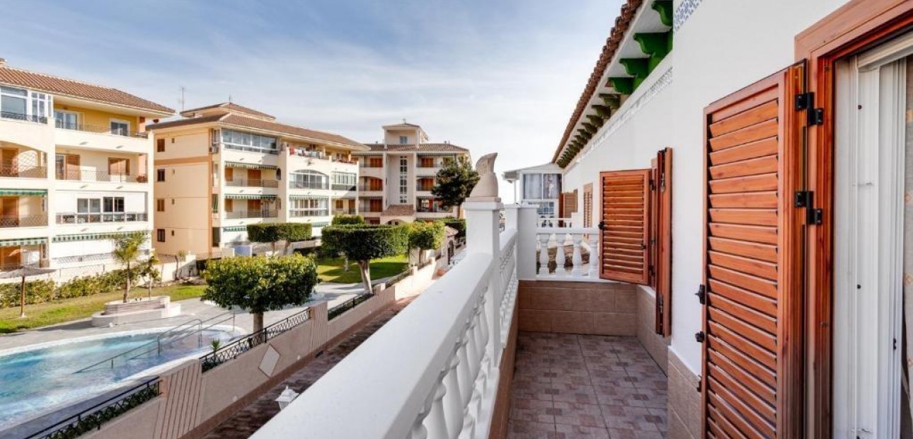 Sale - Duplex -
Torrevieja - La Mata pueblo