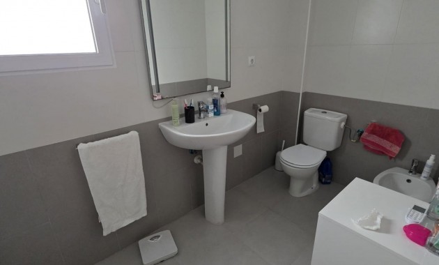 Sale - Apartment / flat -
Torrevieja - Centro