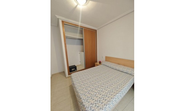 Herverkoop - Appartement / flat -
Torrevieja - torrevieja