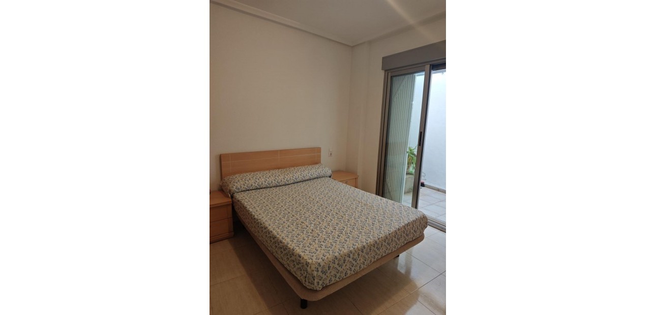 Herverkoop - Appartement / flat -
Torrevieja - torrevieja