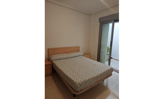Herverkoop - Appartement / flat -
Torrevieja - torrevieja