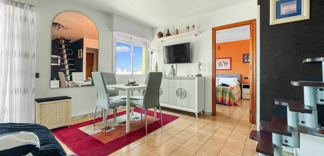 Sale - Apartment / flat -
Torrevieja - Mar Azul