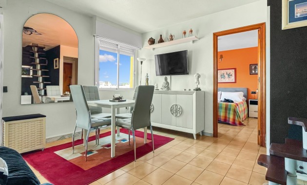 Sale - Apartment / flat -
Torrevieja - Mar Azul