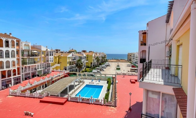 Sale - Apartment / flat -
Torrevieja - Mar Azul