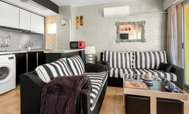Sale - Apartment / flat -
Torrevieja - Mar Azul