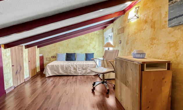 Sale - Apartment / flat -
Torrevieja - Mar Azul