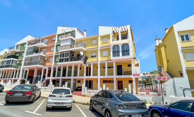 Sale - Apartment / flat -
Torrevieja - Mar Azul