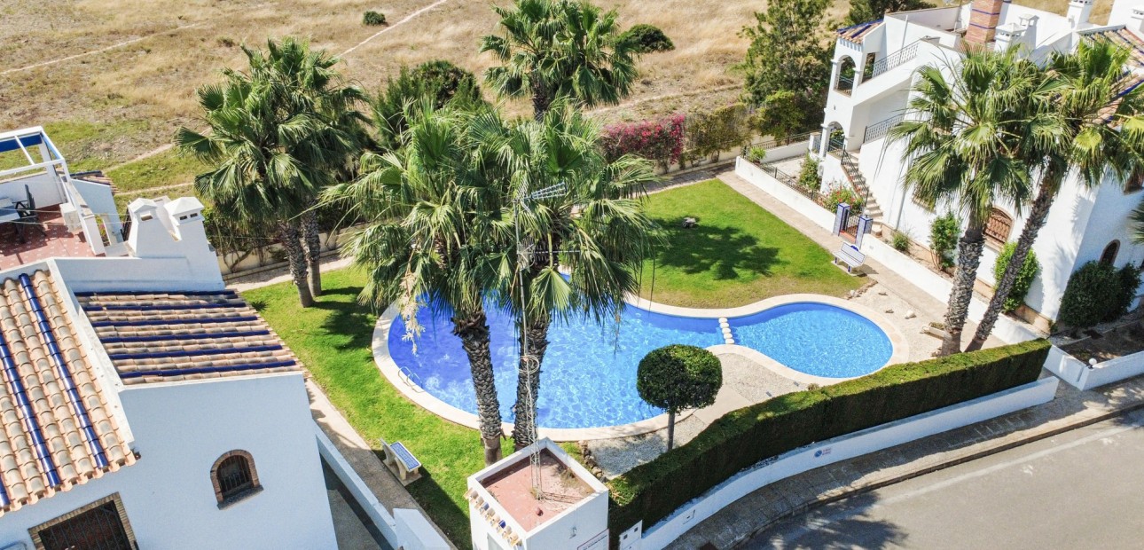 Sale - Apartment / flat -
Orihuela Costa - Villamartin