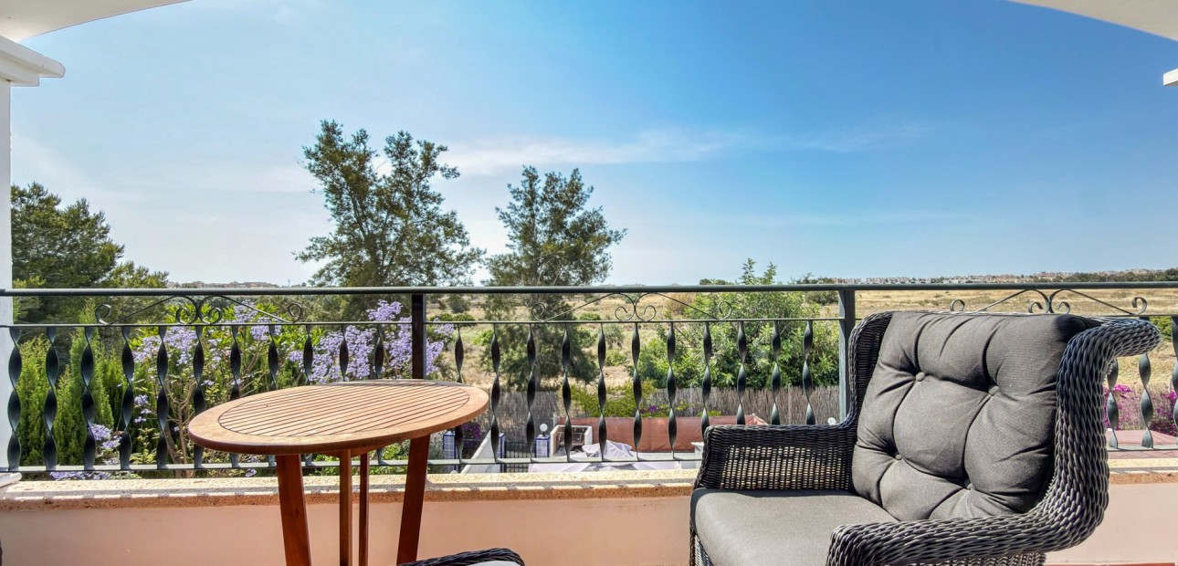 Sale - Apartment / flat -
Orihuela Costa - Villamartin