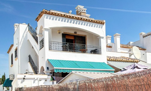 Sale - Apartment / flat -
Orihuela Costa - Villamartin