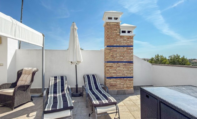 Sale - Apartment / flat -
Orihuela Costa - Villamartin