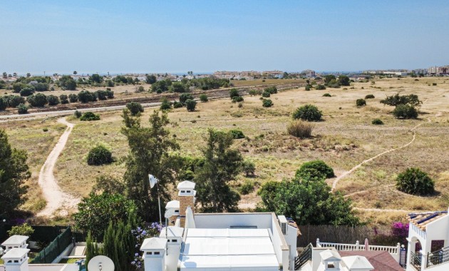 Sale - Apartment / flat -
Orihuela Costa - Villamartin