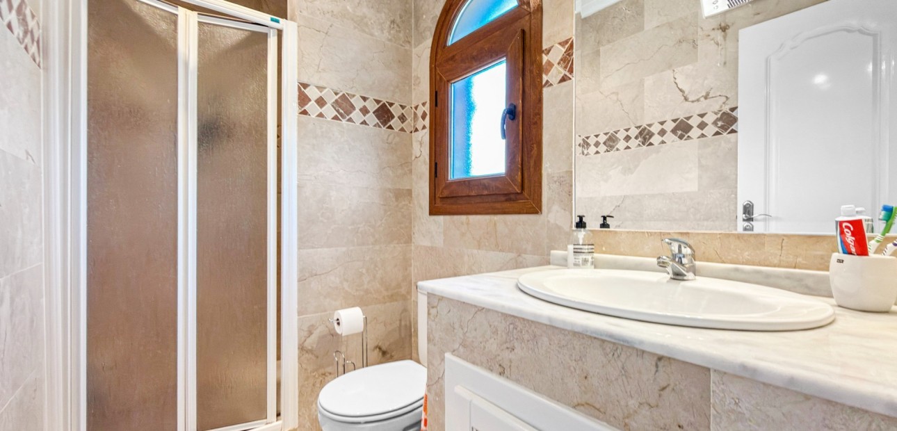 Sale - Apartment / flat -
Orihuela Costa - Villamartin