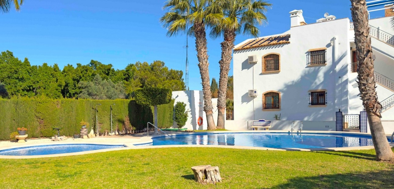 Sale - Apartment / flat -
Orihuela Costa - Villamartin