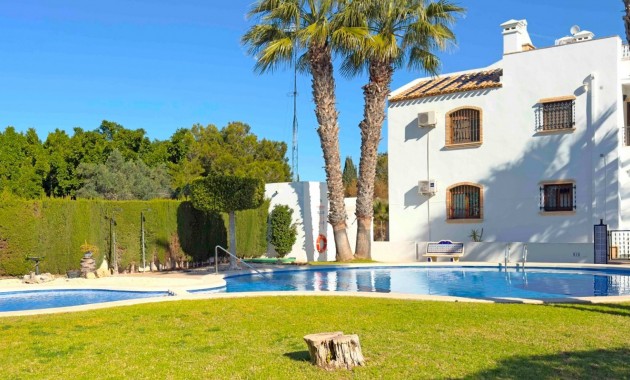 Sale - Apartment / flat -
Orihuela Costa - Villamartin