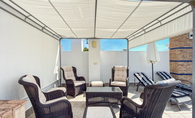 Sale - Apartment / flat -
Orihuela Costa - Villamartin