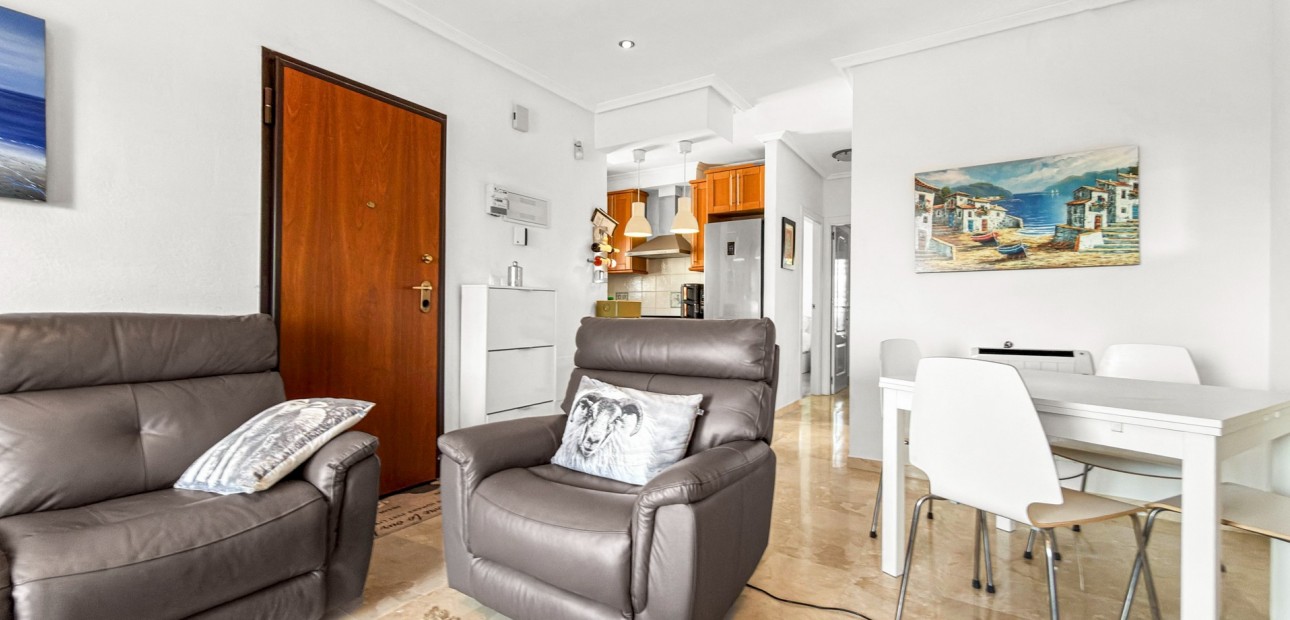 Sale - Apartment / flat -
Orihuela Costa - Villamartin