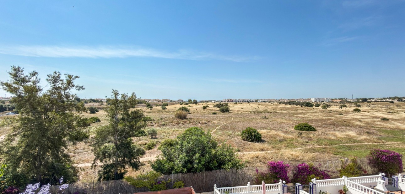 Sale - Apartment / flat -
Orihuela Costa - Villamartin