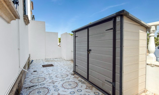 Sale - Apartment / flat -
Orihuela Costa - Villamartin
