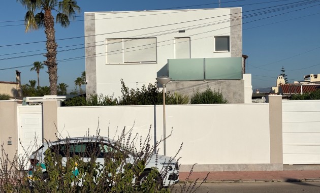 Sale - Villa -
Torrevieja - Torreta - Florida