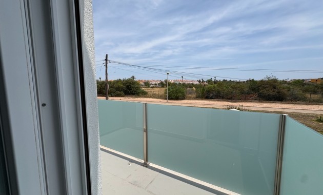 Sale - Villa -
Torrevieja - Torreta - Florida
