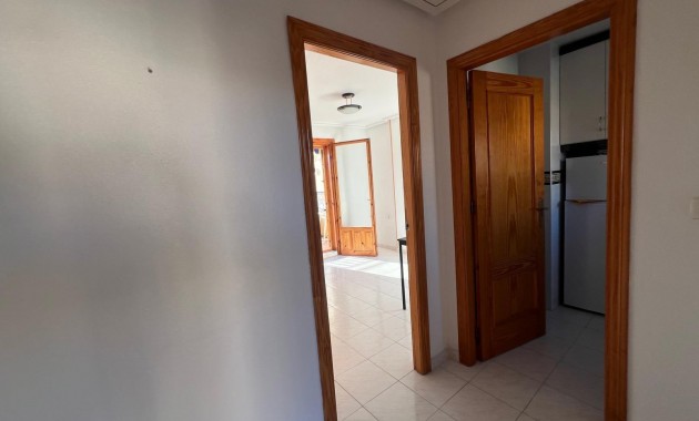 Sale - Apartment / flat -
Torrevieja - Sector 25