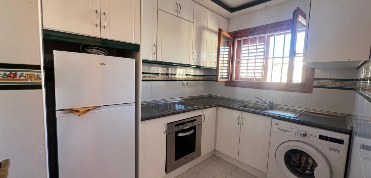 Sale - Apartment / flat -
Torrevieja - Sector 25