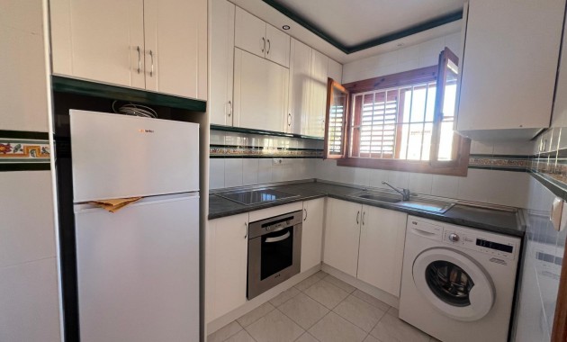 Sale - Apartment / flat -
Torrevieja - Sector 25