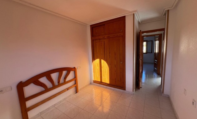 Sale - Apartment / flat -
Torrevieja - Sector 25