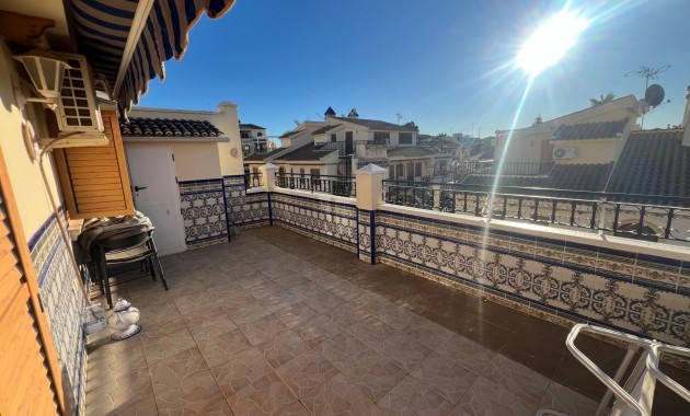 Sale - Apartment / flat -
Torrevieja - Sector 25
