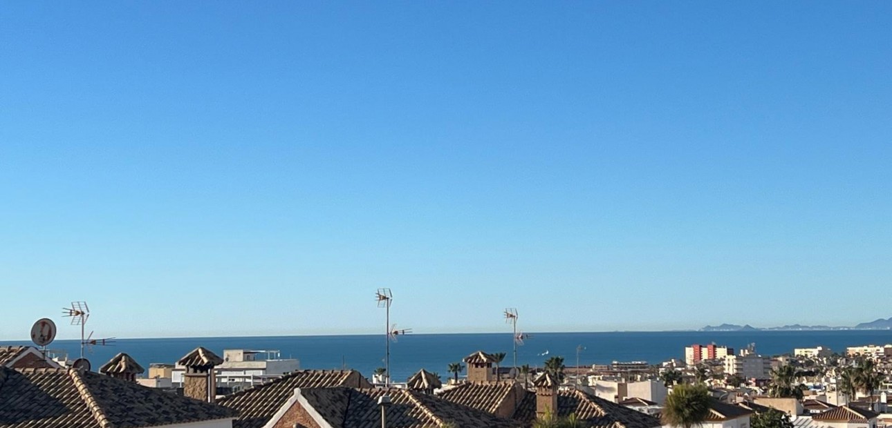 Sale - Apartment / flat -
Torrevieja - Sector 25