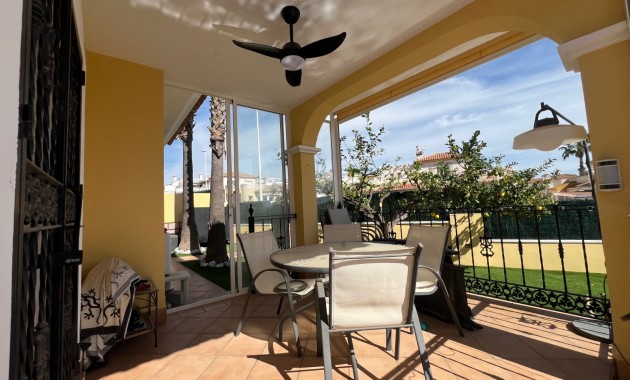 Sale - Detached Villa -
Orihuela Costa - Los Dolses