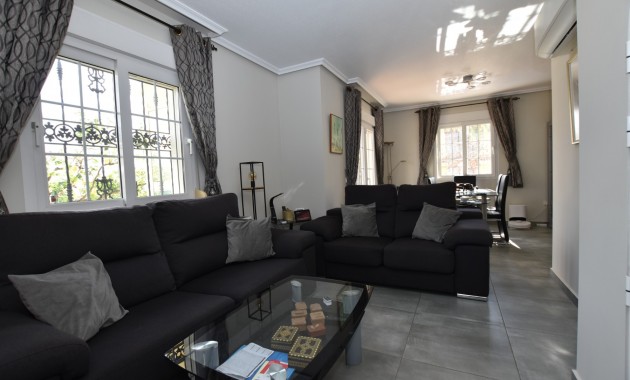 Sale - Detached Villa -
Orihuela Costa - Los Dolses