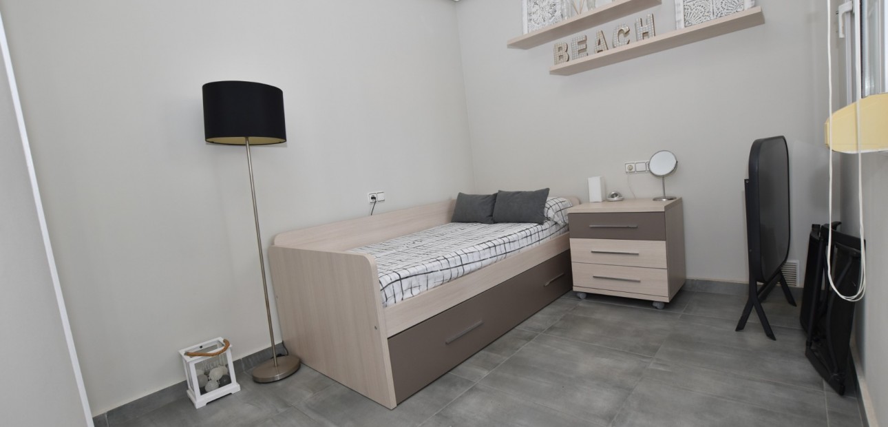 Sale - Detached Villa -
Orihuela Costa - Los Dolses