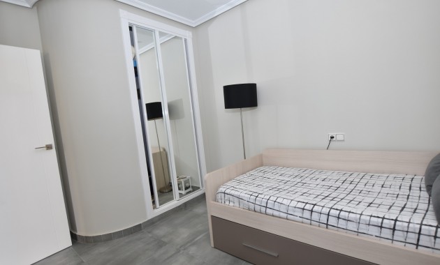 Sale - Detached Villa -
Orihuela Costa - Los Dolses
