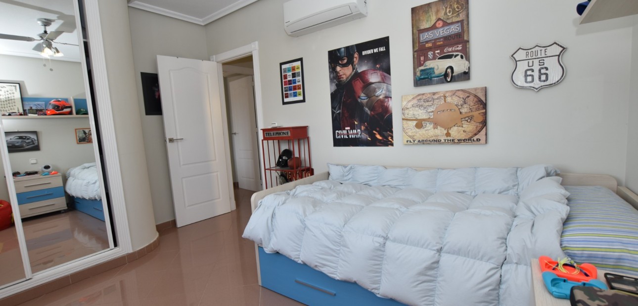 Sale - Detached Villa -
Orihuela Costa - Los Dolses