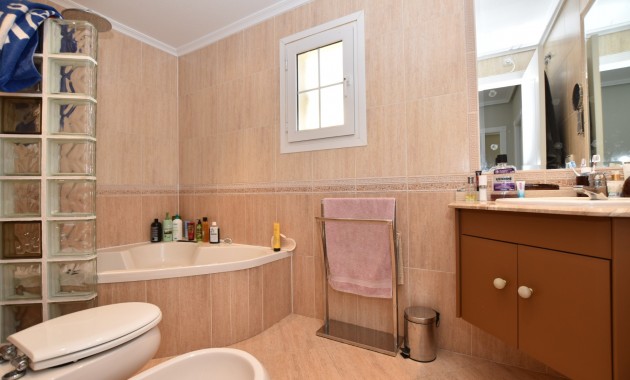 Sale - Detached Villa -
Orihuela Costa - Los Dolses