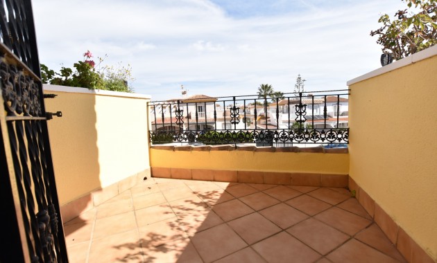 Sale - Detached Villa -
Orihuela Costa - Los Dolses