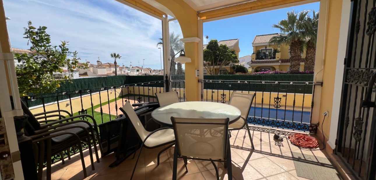 Sale - Detached Villa -
Orihuela Costa - Los Dolses