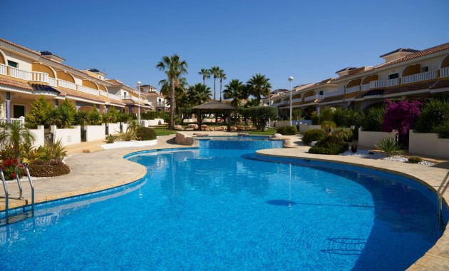 Sale - Townhouse -
Ciudad Quesada - Doña Pepa